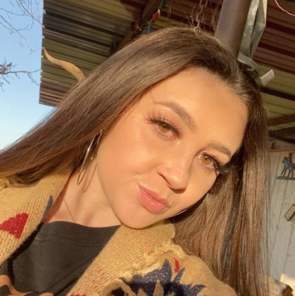 Meet your Posher, Hadison